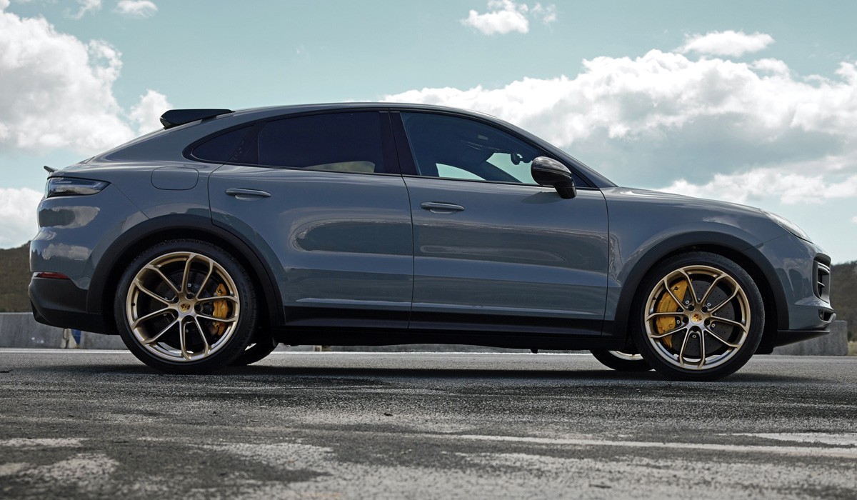 Рекордный Porsche Cayenne Turbo GT полностью рассекречен Рекордный Porsche Cayenne Turbo GT полностью рассекречен