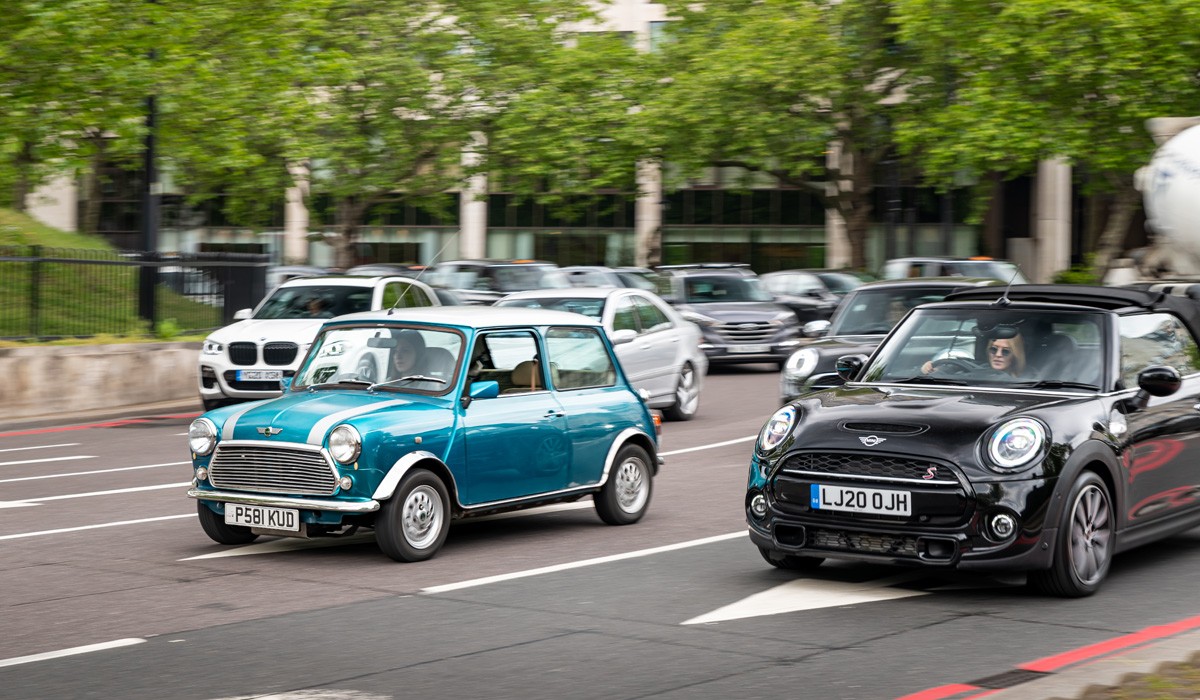 Компания London Electric Cars скрестила Mini и Nissan Leaf Компания London Electric Cars скрестила Mini и Nissan Leaf
