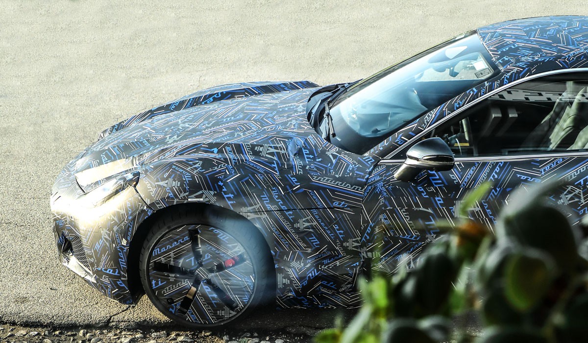 Новое купе Maserati GranTurismo вышло на испытания