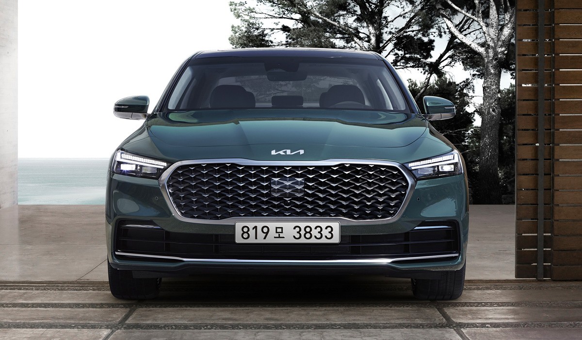 Представлен обновленный седан Kia K9 (он же K900) Представлен обновленный седан Kia K9 (он же K900)