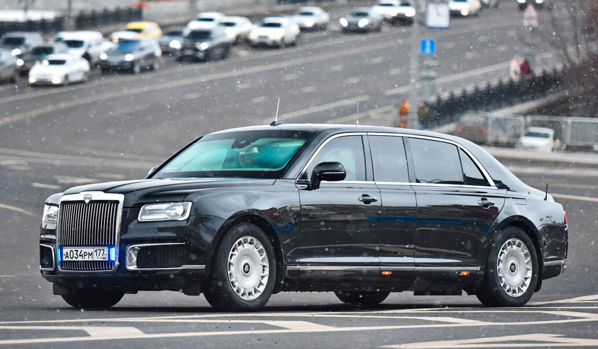 Седан Aurus Senat сертифицирован на постоянной основе Седан Aurus Senat сертифицирован на постоянной основе