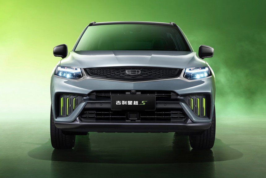 У кроссовера Geely Tugella появилась версия в спортивном стиле