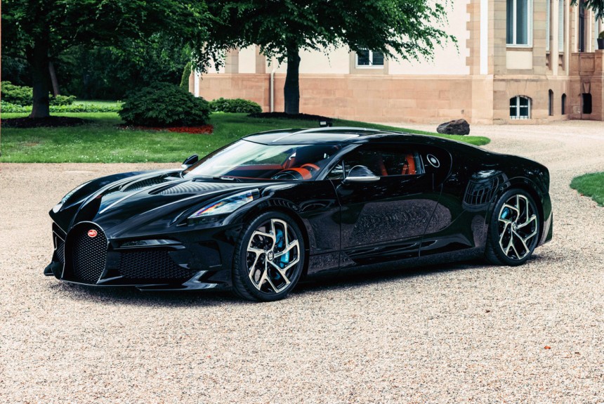 Уникальный гиперкар Bugatti La Voiture Noire полностью готов Уникальный гиперкар Bugatti La Voiture Noire полностью готов