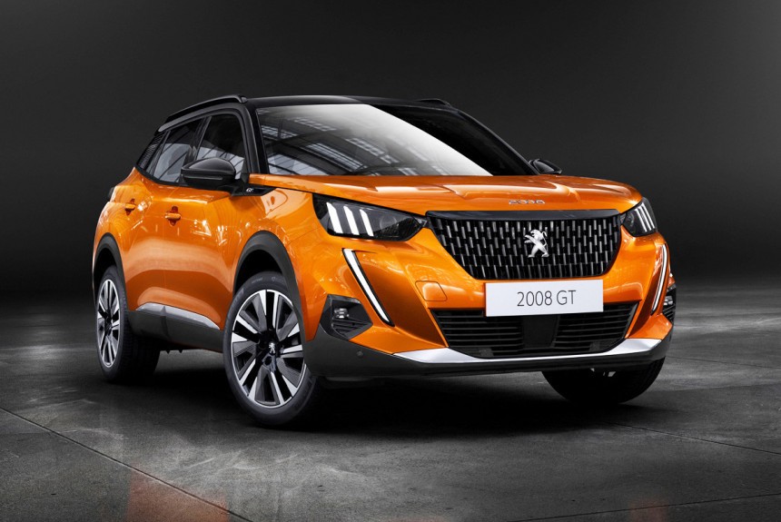До России добрался самый мощный Peugeot 2008 GT До России добрался самый мощный Peugeot 2008 GT