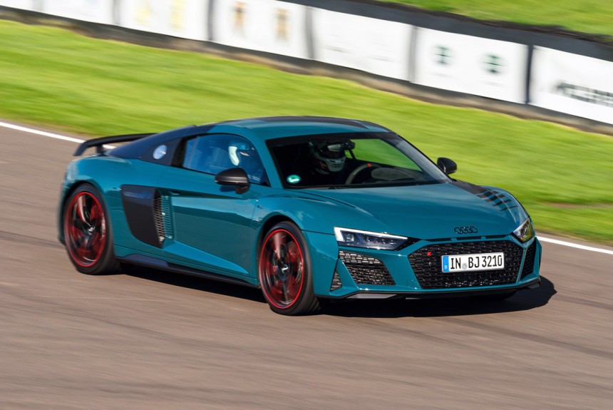 Суперкар Audi R8 вернется на российский рынок