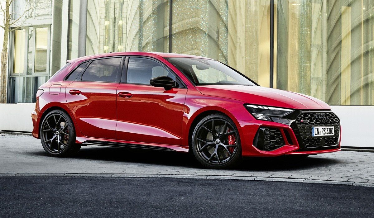 Новые Audi RS 3: хэтчбек, седан и дрифт-режим Новые Audi RS 3: хэтчбек, седан и дрифт-режим