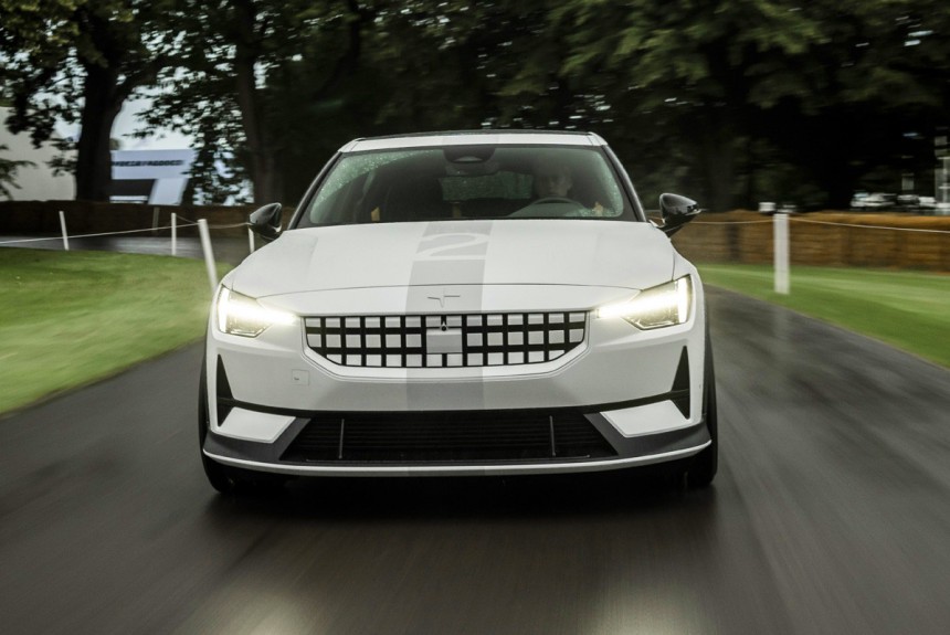 На подходе «горячая» версия лифтбека Polestar 2 На подходе «горячая» версия лифтбека Polestar 2