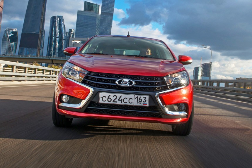 Веста, Ларгус и XRAY: новая упрощенная комплектация Comfort Light