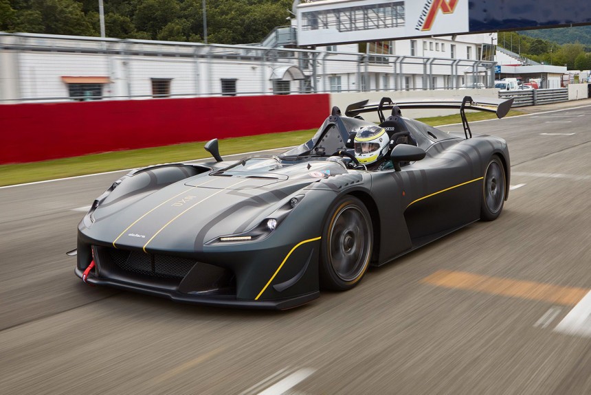 Трековый спорткар Dallara Stradale EXP оказался тяжелее дорожного Трековый спорткар Dallara Stradale EXP оказался тяжелее дорожного