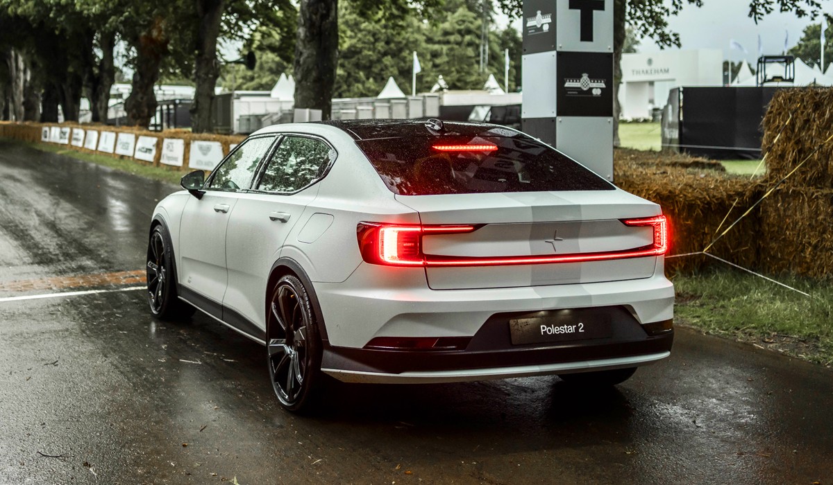 На подходе «горячая» версия лифтбека Polestar 2 На подходе «горячая» версия лифтбека Polestar 2