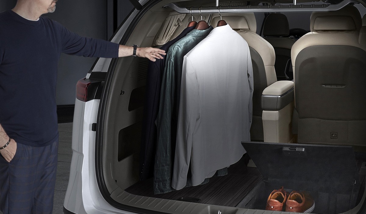 Kia Carnival в новых версиях: VIP-салон и кемпер Kia Carnival в новых версиях: VIP-салон и кемпер