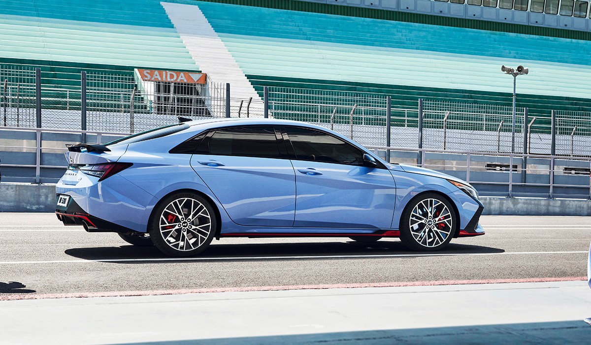 Представлен «горячий» седан Hyundai Elantra N