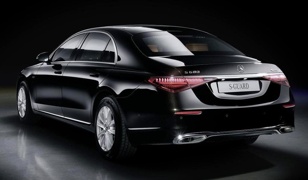 Новый Mercedes S-класса: представлена бронированная версия Guard