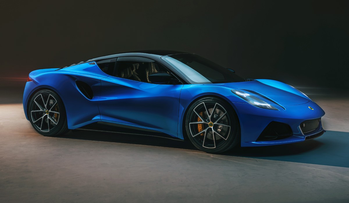 Новый спорткар Lotus Emira — с моторами Toyota или AMG