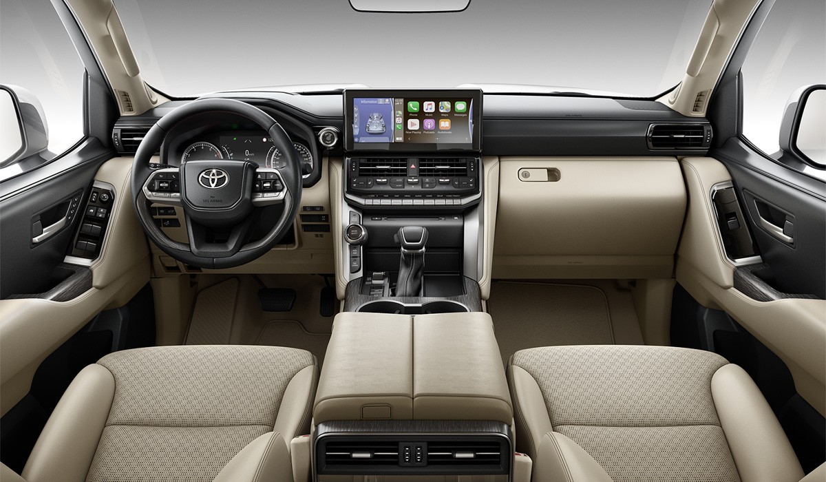 Новая Toyota Land Cruiser 300: цены в России Новая Toyota Land Cruiser 300: цены в России