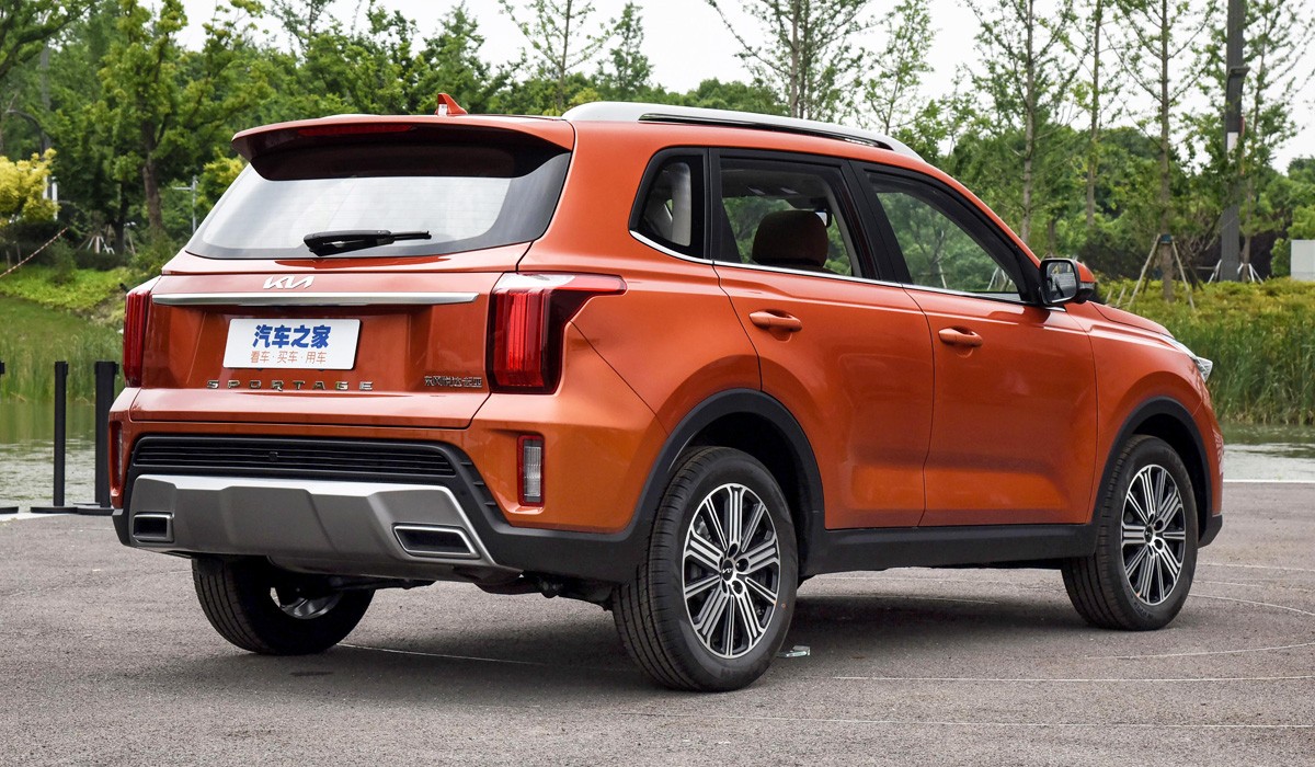 Другой кроссовер Kia Sportage: рестайлинг и мощная версия Другой кроссовер Kia Sportage: рестайлинг и мощная версия