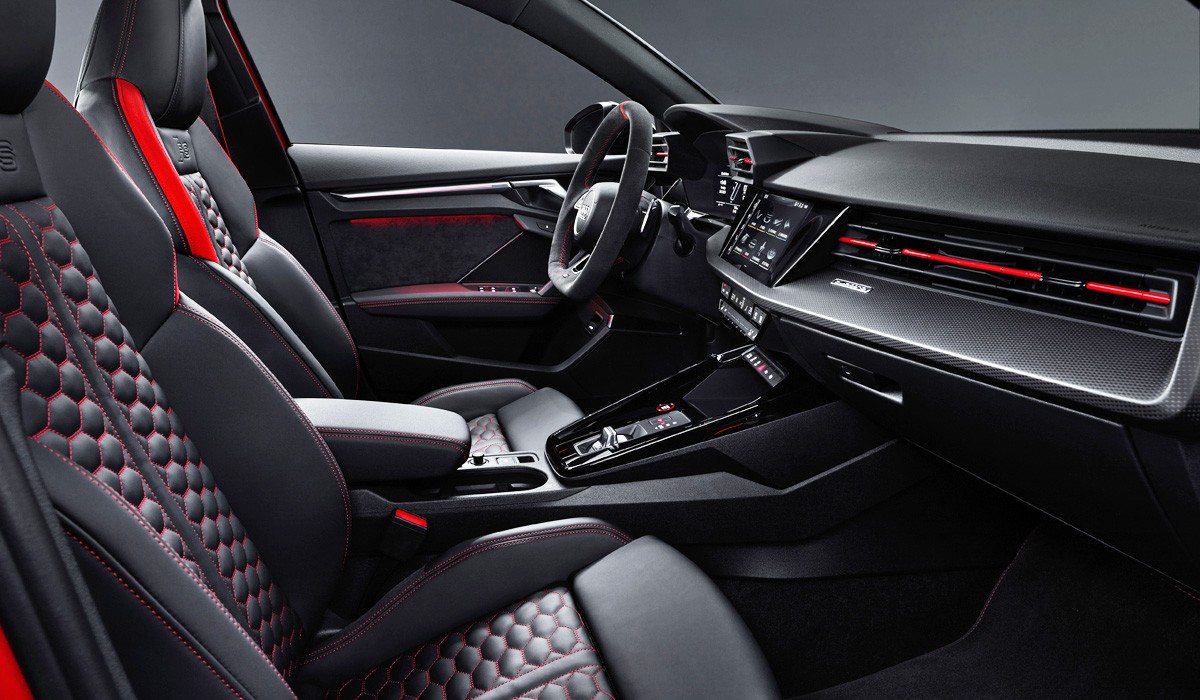 Новые Audi RS 3: хэтчбек, седан и дрифт-режим Новые Audi RS 3: хэтчбек, седан и дрифт-режим