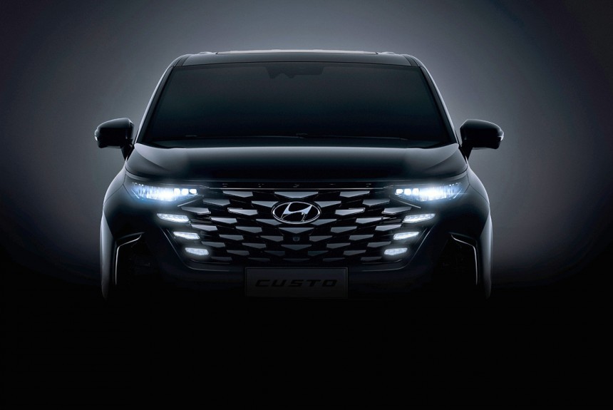 Минивэн Hyundai Custo будет иметь богатый интерьер Минивэн Hyundai Custo будет иметь богатый интерьер