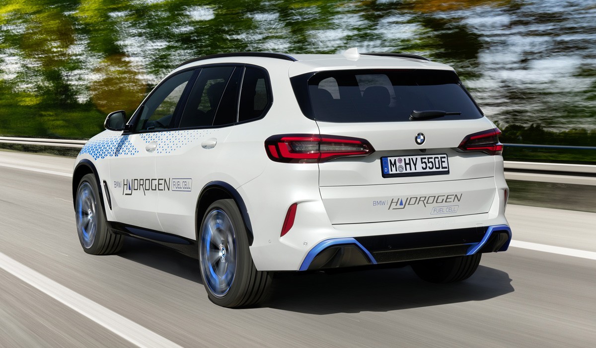 Водородный BMW iX5 Hydrogen: предсерийная версия Водородный BMW iX5 Hydrogen: предсерийная версия