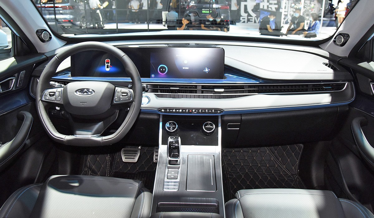 Кроссовер Chery Tiggo 7 Plus предложил новый салон Кроссовер Chery Tiggo 7 Plus предложил новый салон