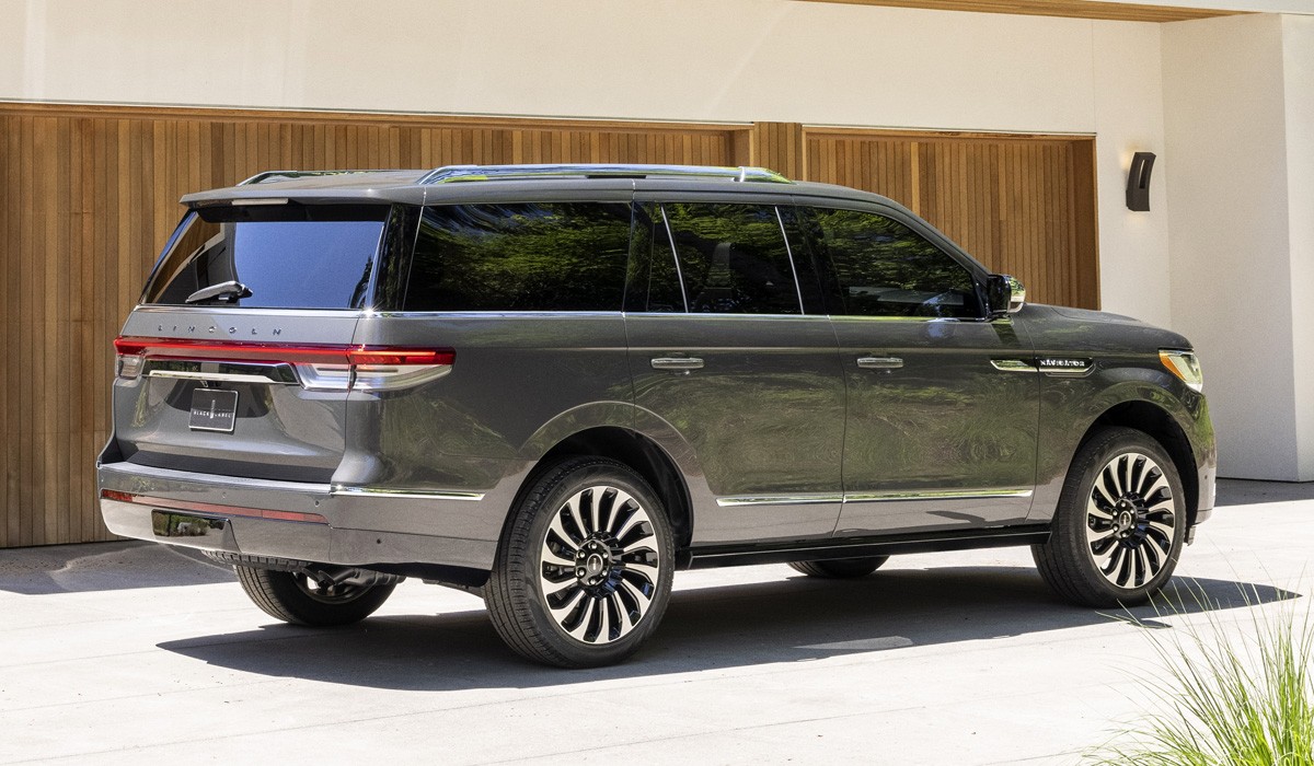 Обновленный Lincoln Navigator дебютировал с автопилотом