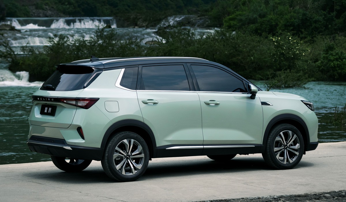 Кроссовер Wuling Xingchen компаний GM и SAIC метит на экспорт Кроссовер Wuling Xingchen компаний GM и SAIC метит на экспорт