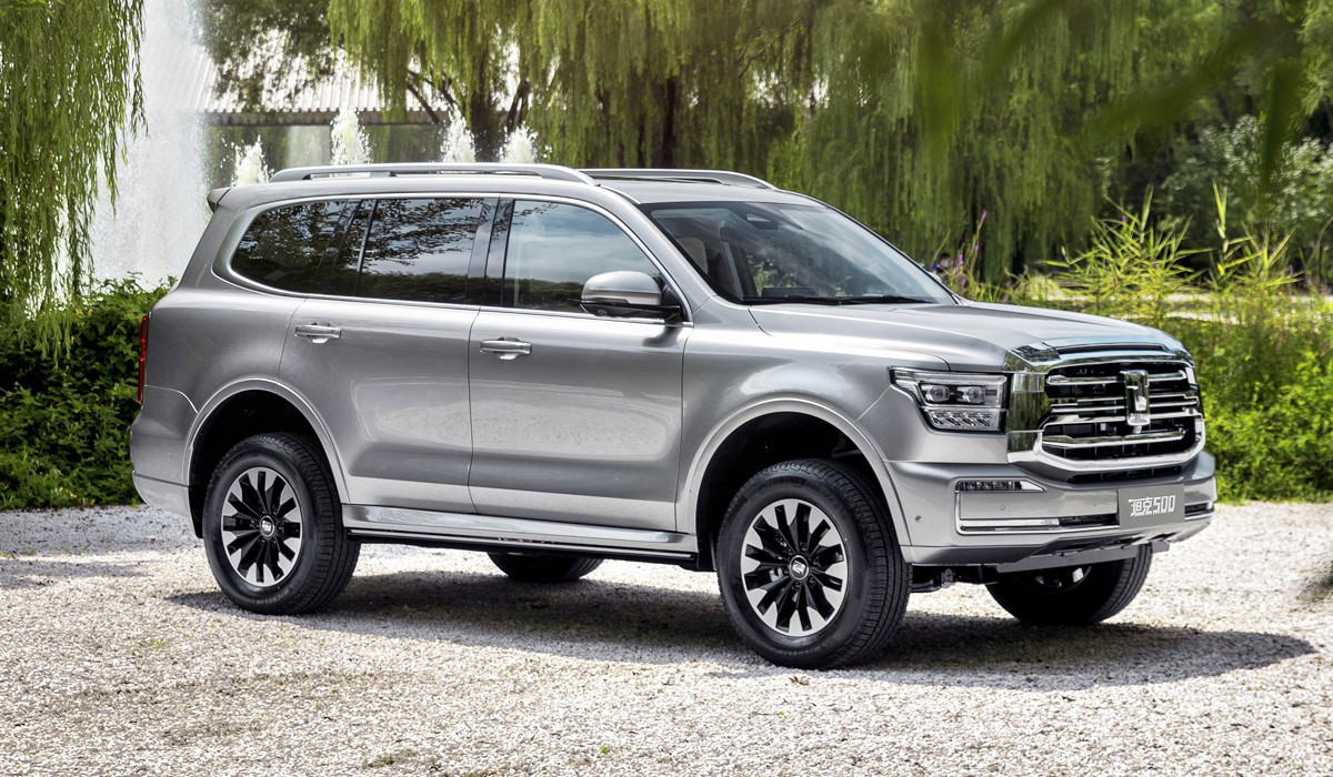 Вместо «шестисотого» представлен внедорожник Tank 500 Вместо «шестисотого» представлен внедорожник Tank 500