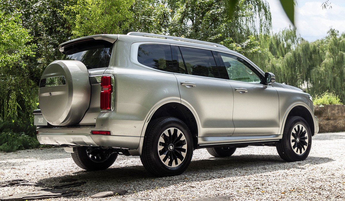 Внедорожник Tank 600 компании Great Wall: первые фотографии