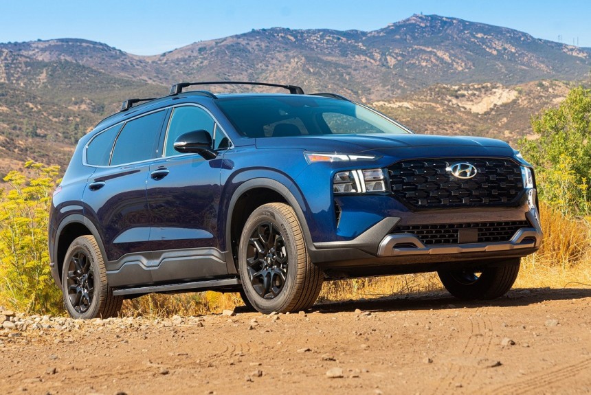 Hyundai Santa Fe обзавелся внедорожной версией XRT Hyundai Santa Fe обзавелся внедорожной версией XRT
