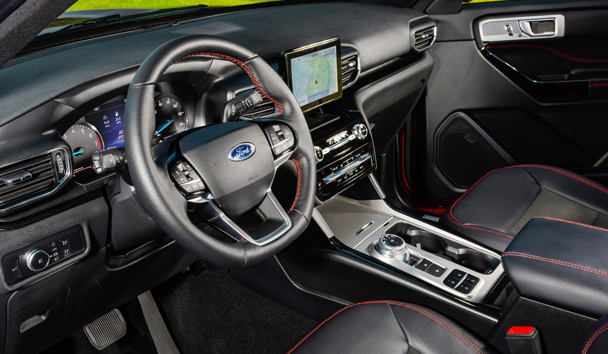 Ford Explorer ST с задним приводом и другие обновки семейства