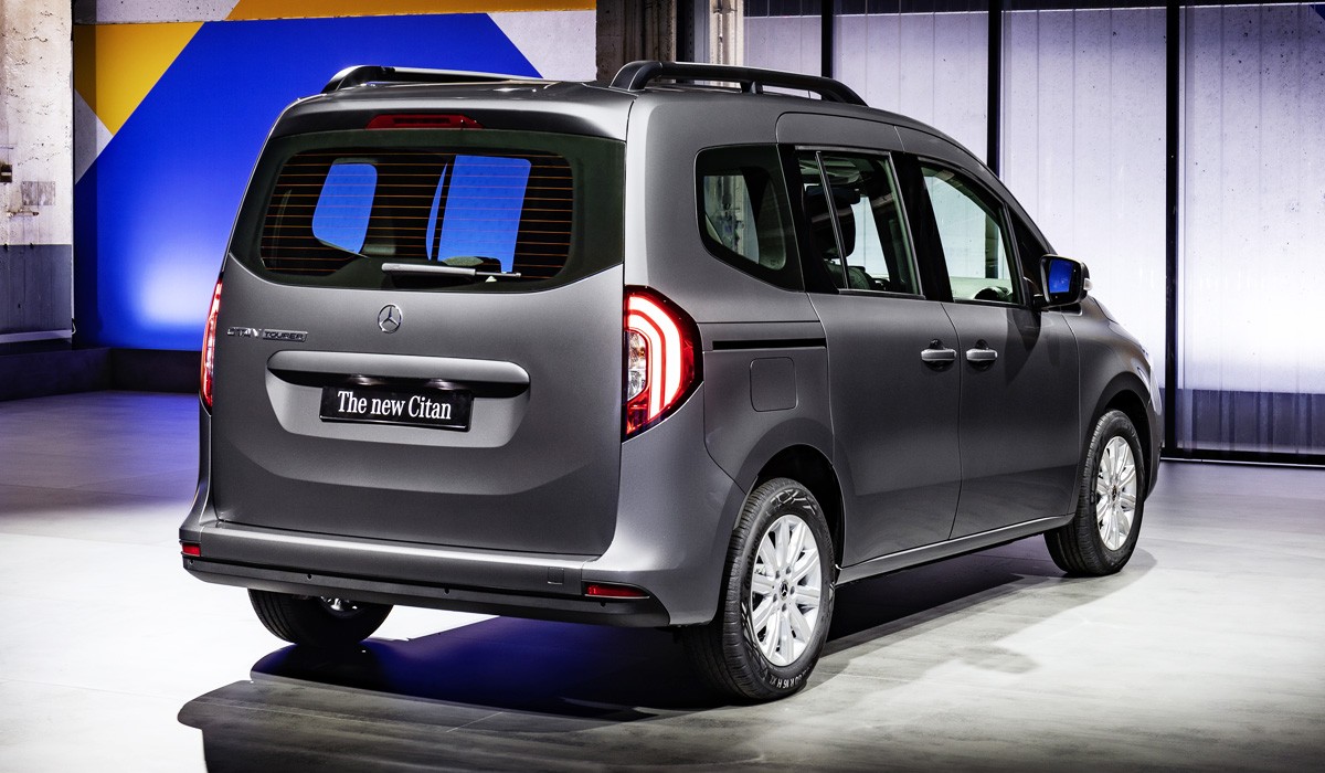 Представлен новый Mercedes-Benz Citan: фургон и пассажирская версия