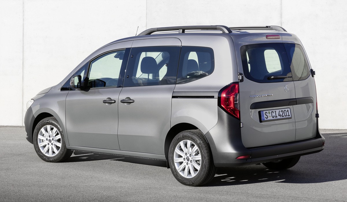 Представлен новый Mercedes-Benz Citan: фургон и пассажирская версия