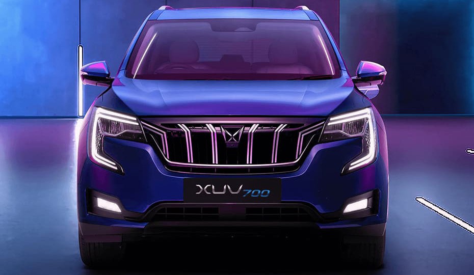 Кроссовер Mahindra XUV700 дебютировал с новым логотипом Кроссовер Mahindra XUV700 дебютировал с новым логотипом