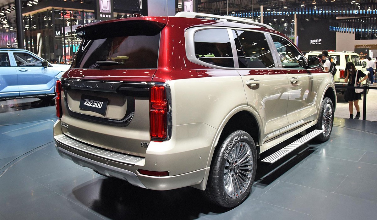 Вместо «шестисотого» представлен внедорожник Tank 500 Вместо «шестисотого» представлен внедорожник Tank 500