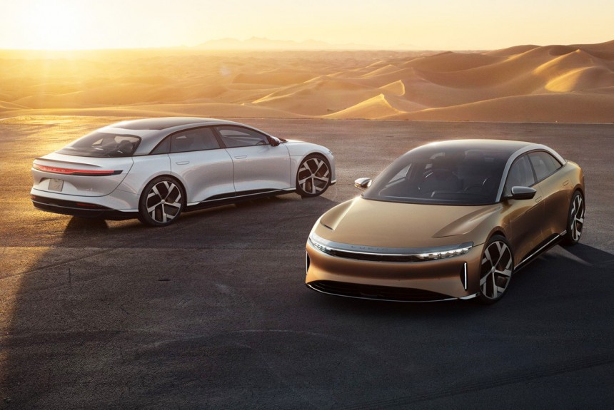 Седан Lucid Air выйдет на рынок в двух вариантах