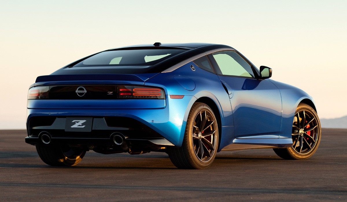 Представлен новый серийный спорткар Nissan Z Представлен новый серийный спорткар Nissan Z