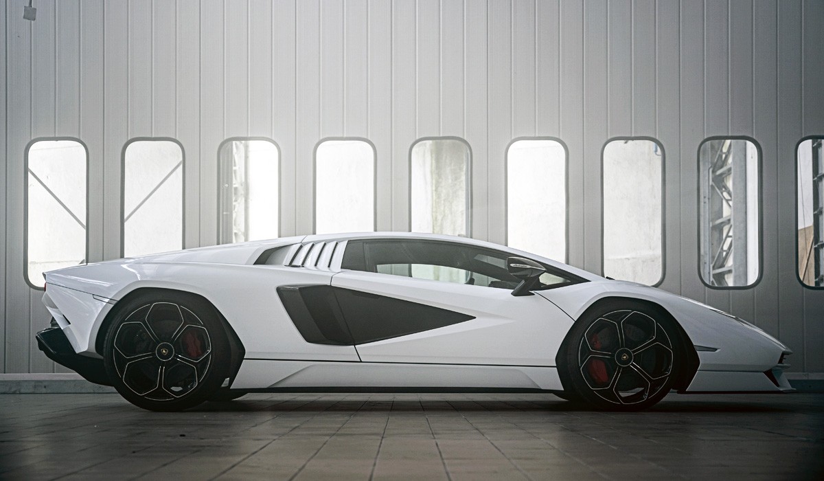 Представлен возрожденный Lamborghini Countach Представлен возрожденный Lamborghini Countach