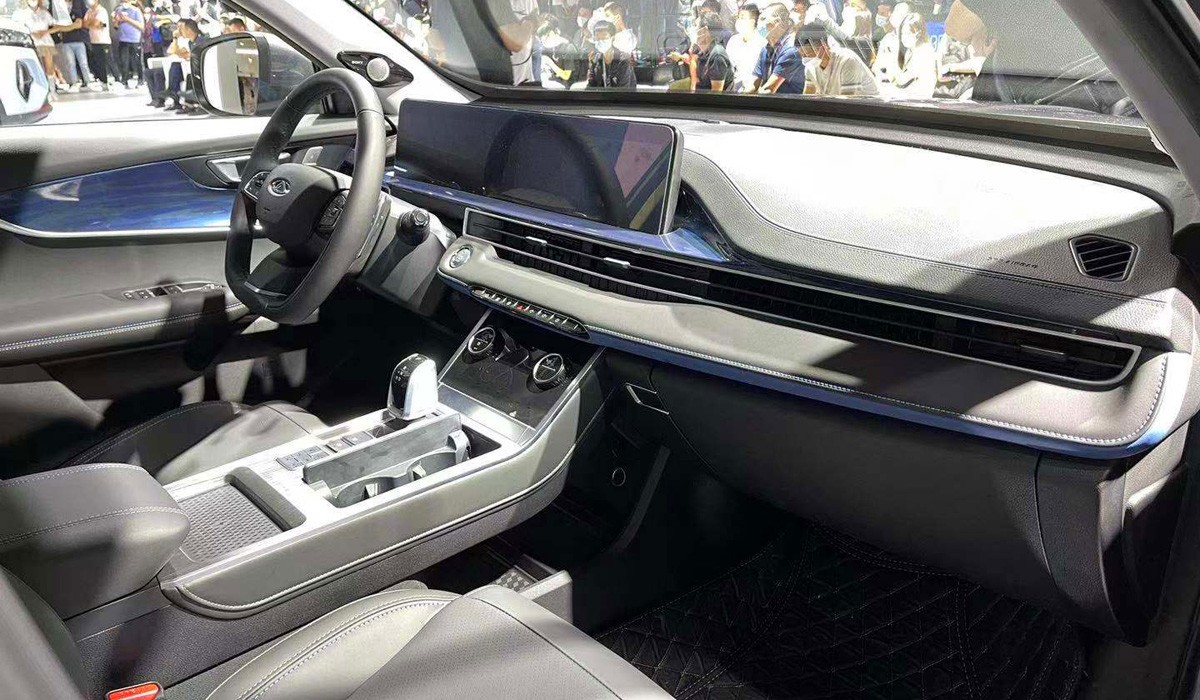 Кроссовер Chery Tiggo 7 Plus предложил новый салон Кроссовер Chery Tiggo 7 Plus предложил новый салон