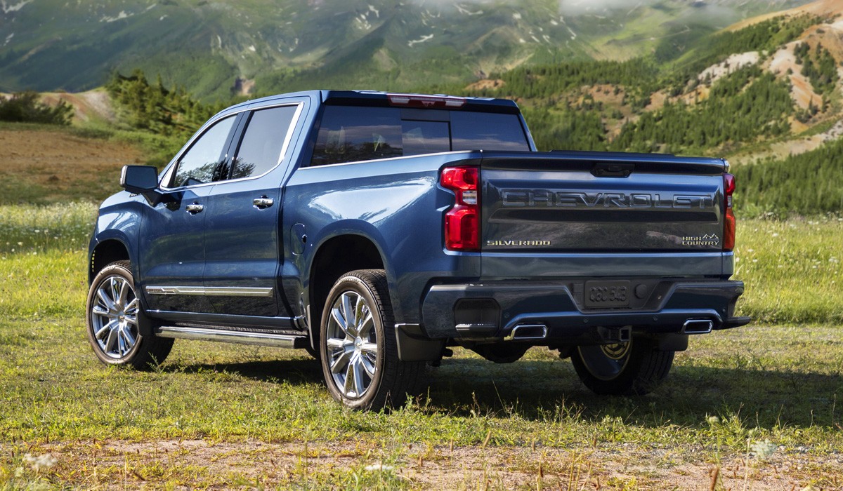 Пикап Chevrolet Silverado 1500: модернизация и вездеход ZR2 Пикап Chevrolet Silverado 1500: модернизация и вездеход ZR2