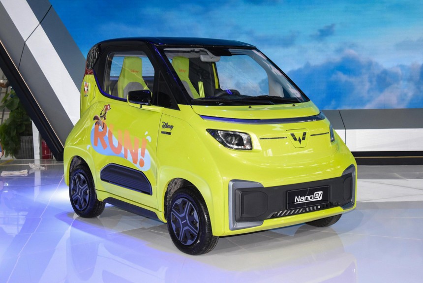 Микрокар Wuling NanoEV: ребрендинг и удешевление Микрокар Wuling NanoEV: ребрендинг и удешевление