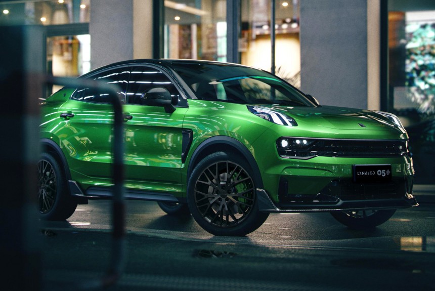 Представлен «горячий» кроссовер Lynk & Co 05+ Представлен «горячий» кроссовер Lynk & Co 05+