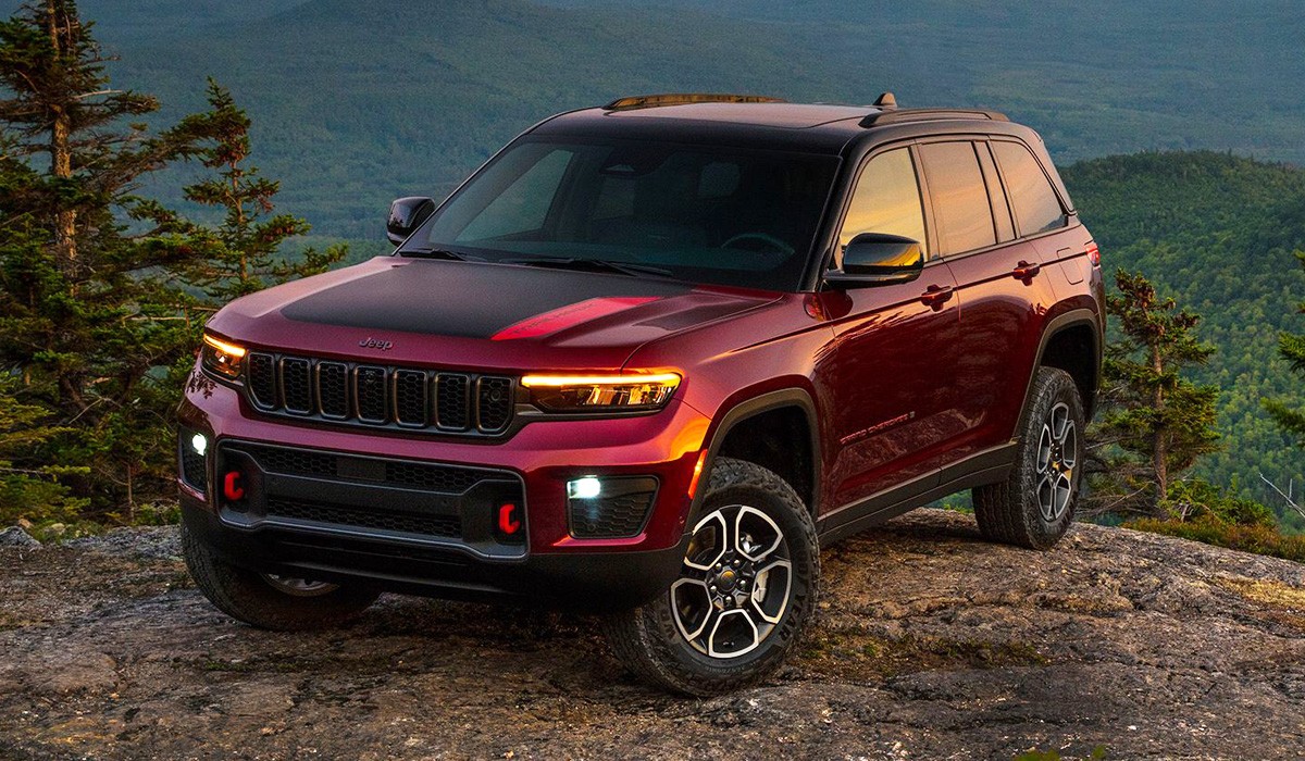 Новый Jeep Grand Cherokee: представлена короткая версия Новый Jeep Grand Cherokee: представлена короткая версия