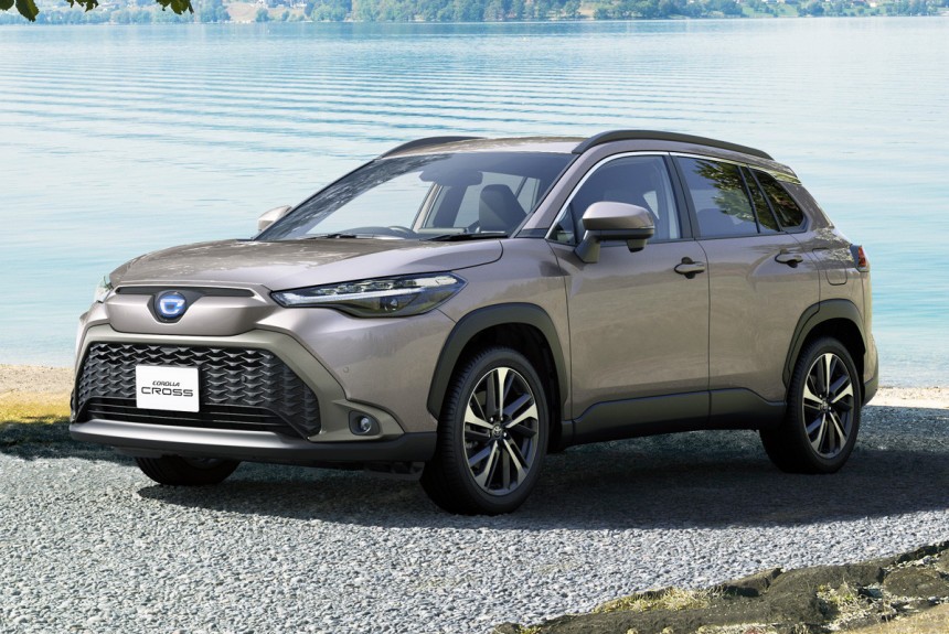 Toyota Corolla Cross сменила дизайн в японской версии Toyota Corolla Cross сменила дизайн в японской версии