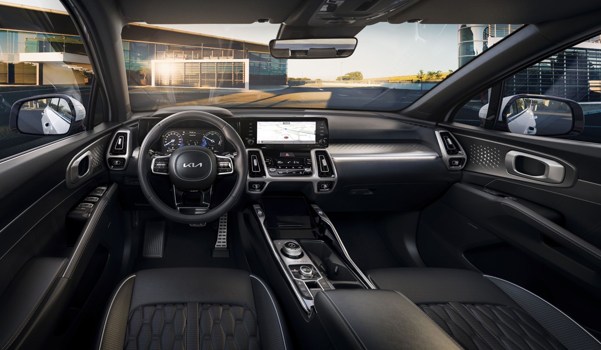 У кроссовера Kia Sorento расширено оснащение
