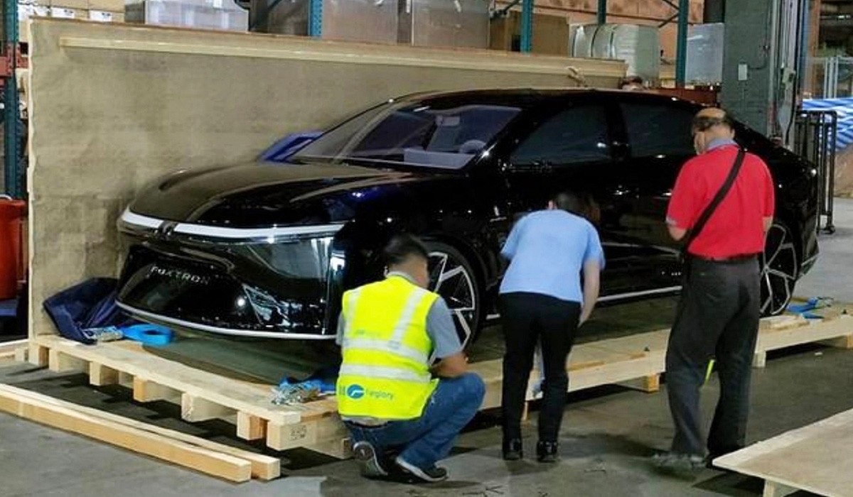 Компания Foxconn представит сразу три электромобиля Foxtron