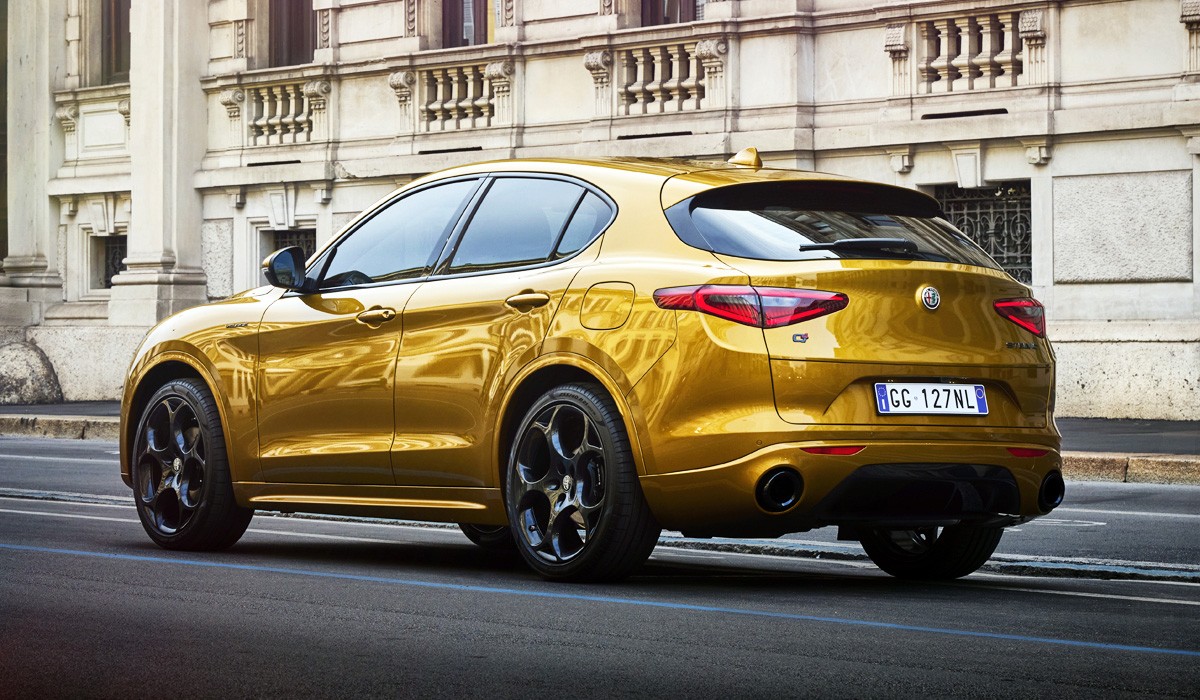 Alfa Romeo Stelvio: спецверсия в честь купе GT Junior