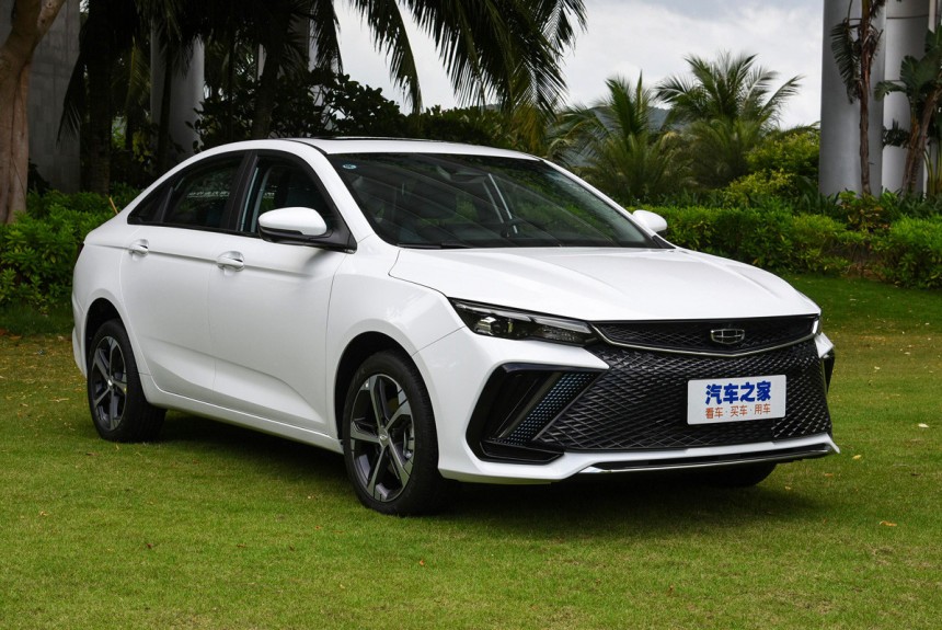 Седан Geely Emgrand L заменил собой модель Emgrand GL
