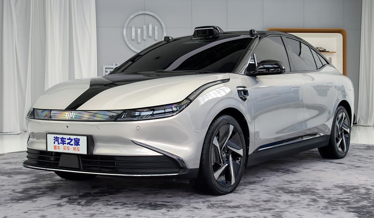 Weltmeister M7 дебютировал с автопилотом четвертого уровня