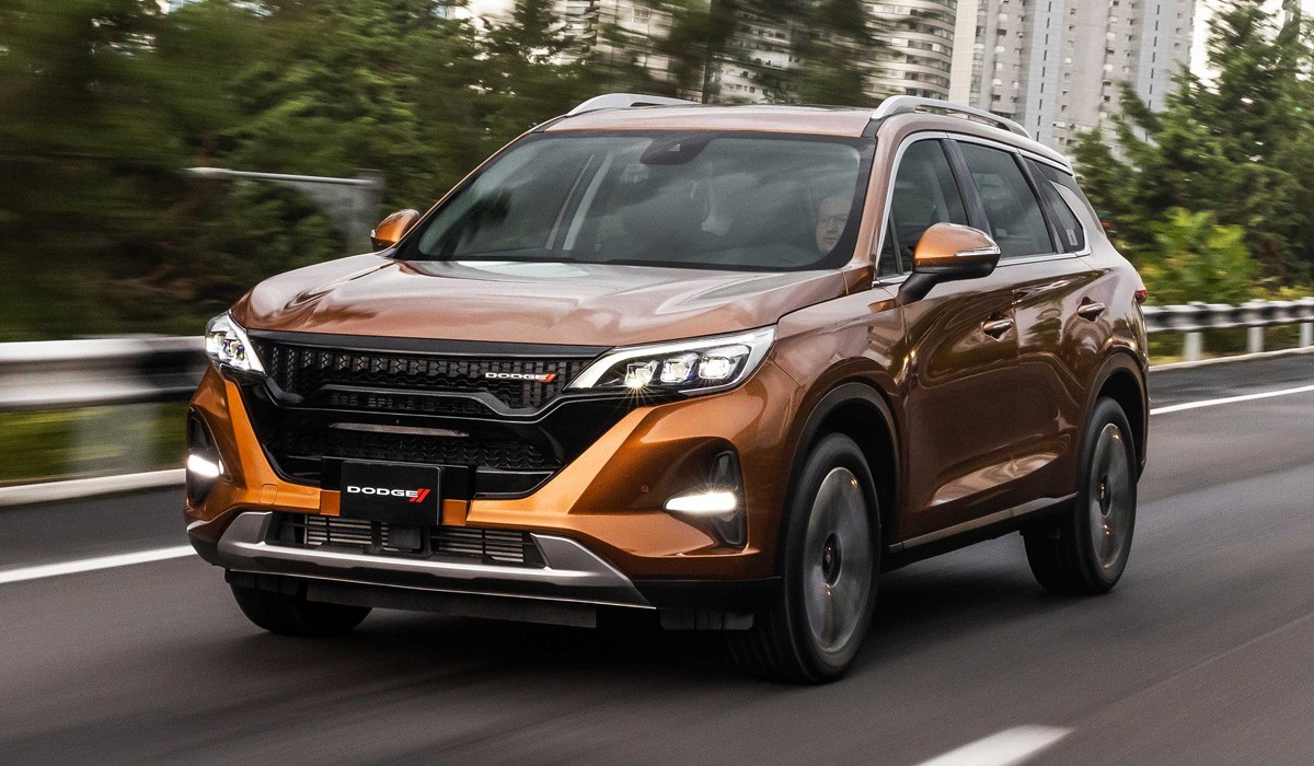 Представлен кроссовер Dodge Journey второго поколения