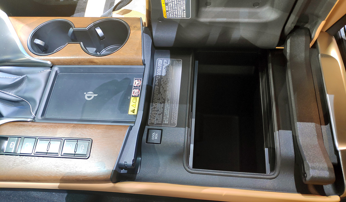 Представлен внедорожник Lexus LX нового поколения